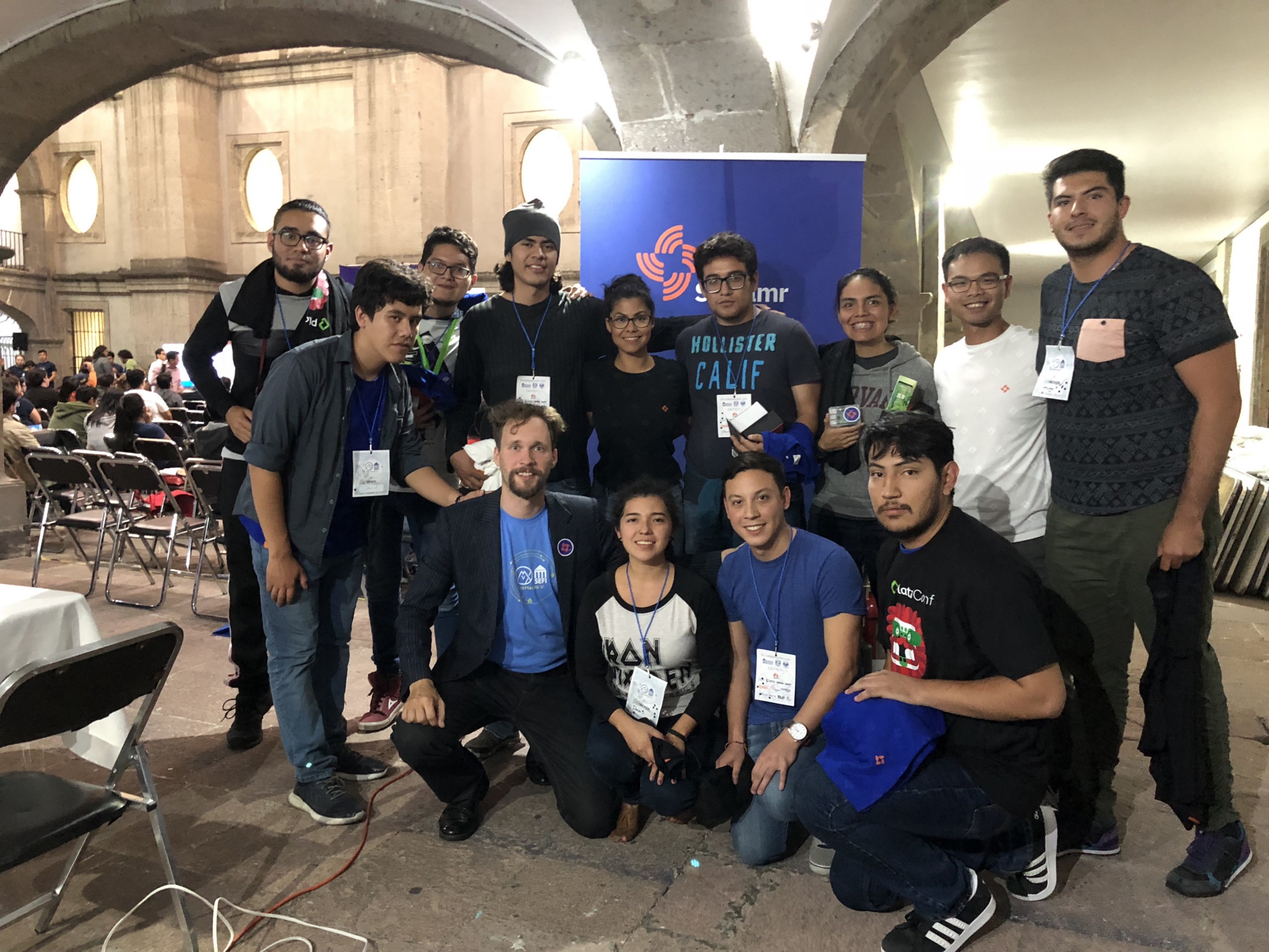 Streamr’s hardcore Hackathon in Mexico: use cases to fend off bus robbers and feed meat eating…