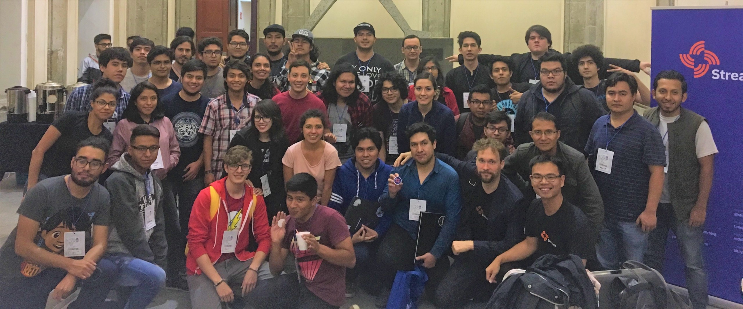 Streamr’s hardcore Hackathon in Mexico: use cases to fend off bus robbers and feed meat eating…